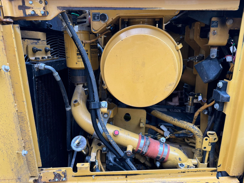 Bulldozer Caterpillar D6T LGP: photos 20