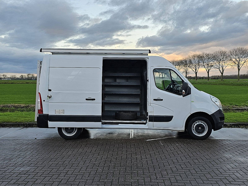 Fourgon utilitaire Renault Master 2.3 DCI 170 L2H2: photos 12