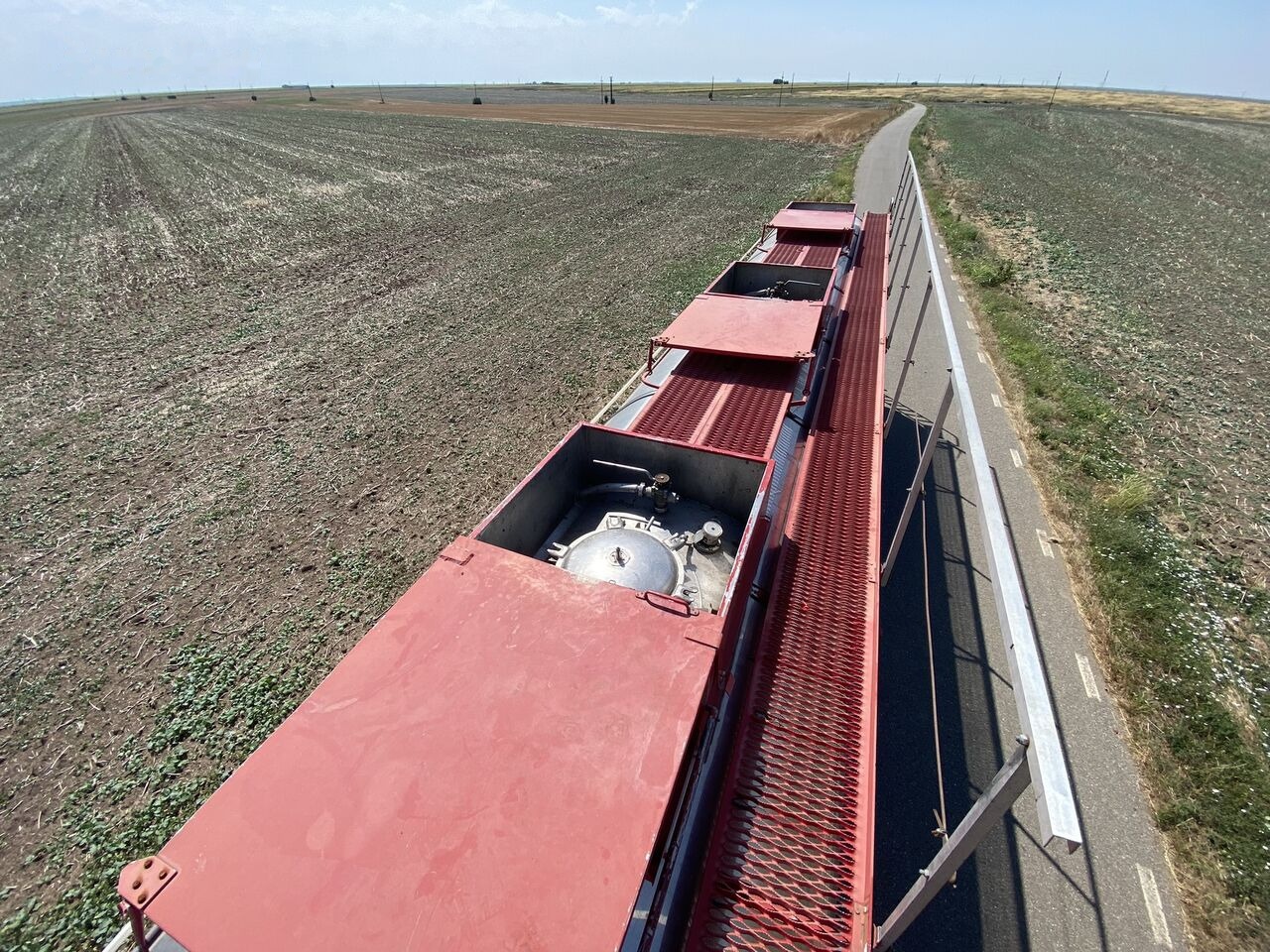 Semi-remorque citerne pour transport de la nourriture LAG Cisterna Inox alimentar -REVIZIE COMPLETA - agricultura - AZOT: photos 23