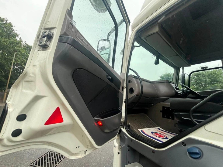 Tracteur routier 2018 DAF CF 450 Tractor Unit YTF: photos 17