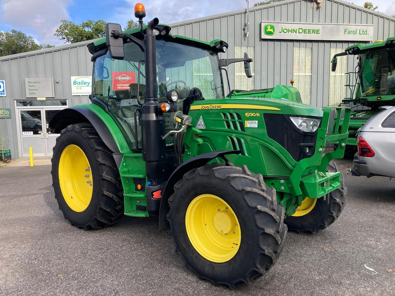 Tracteur agricole neuf John Deere 6130R: photos 8