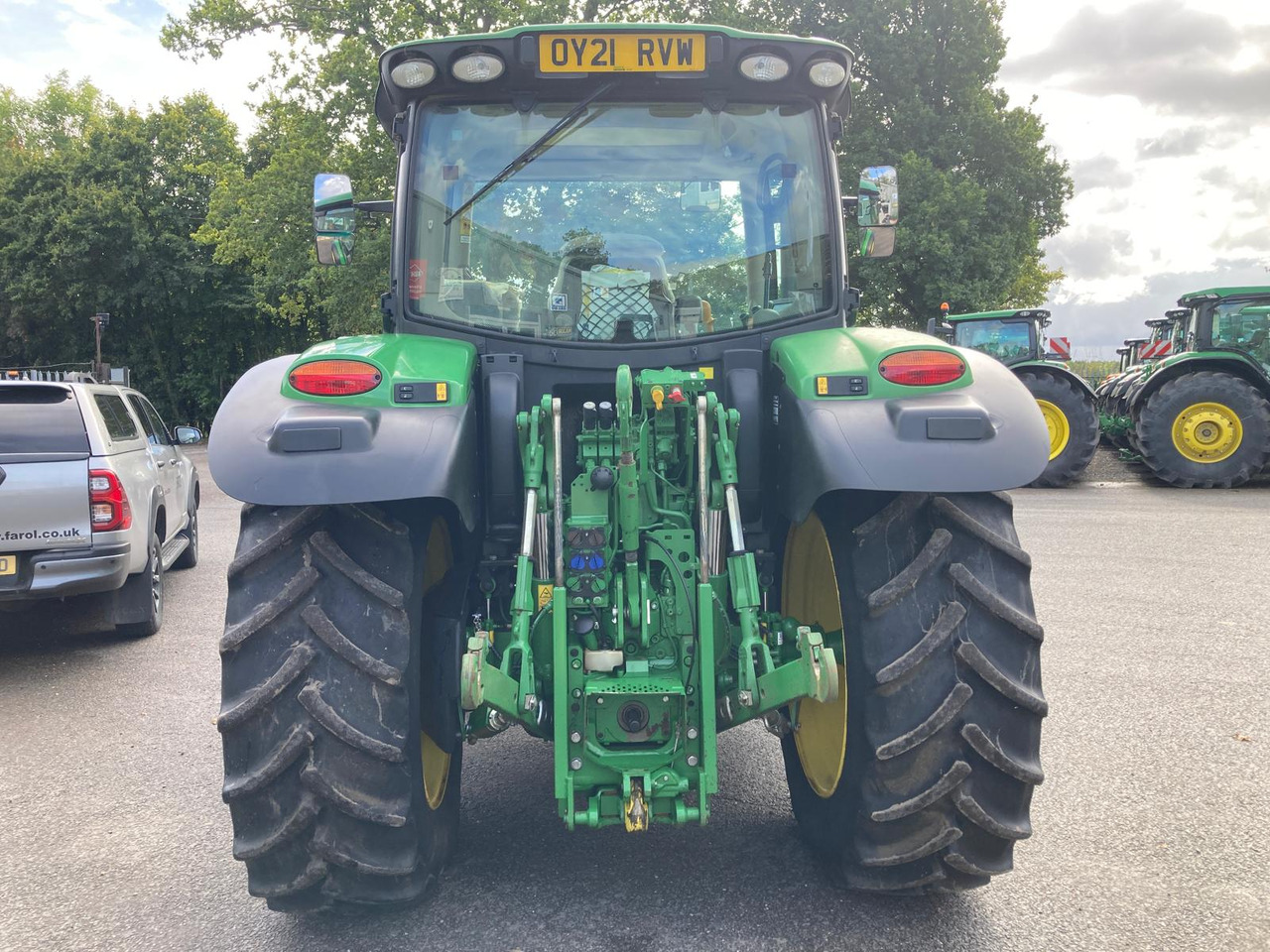 Tracteur agricole neuf John Deere 6130R: photos 13