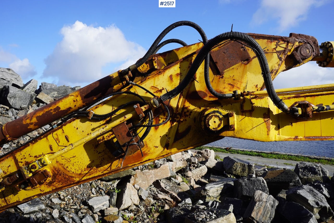 Pelle sur chenille 2002 Komatsu PC210LC-6K w/shear: photos 33