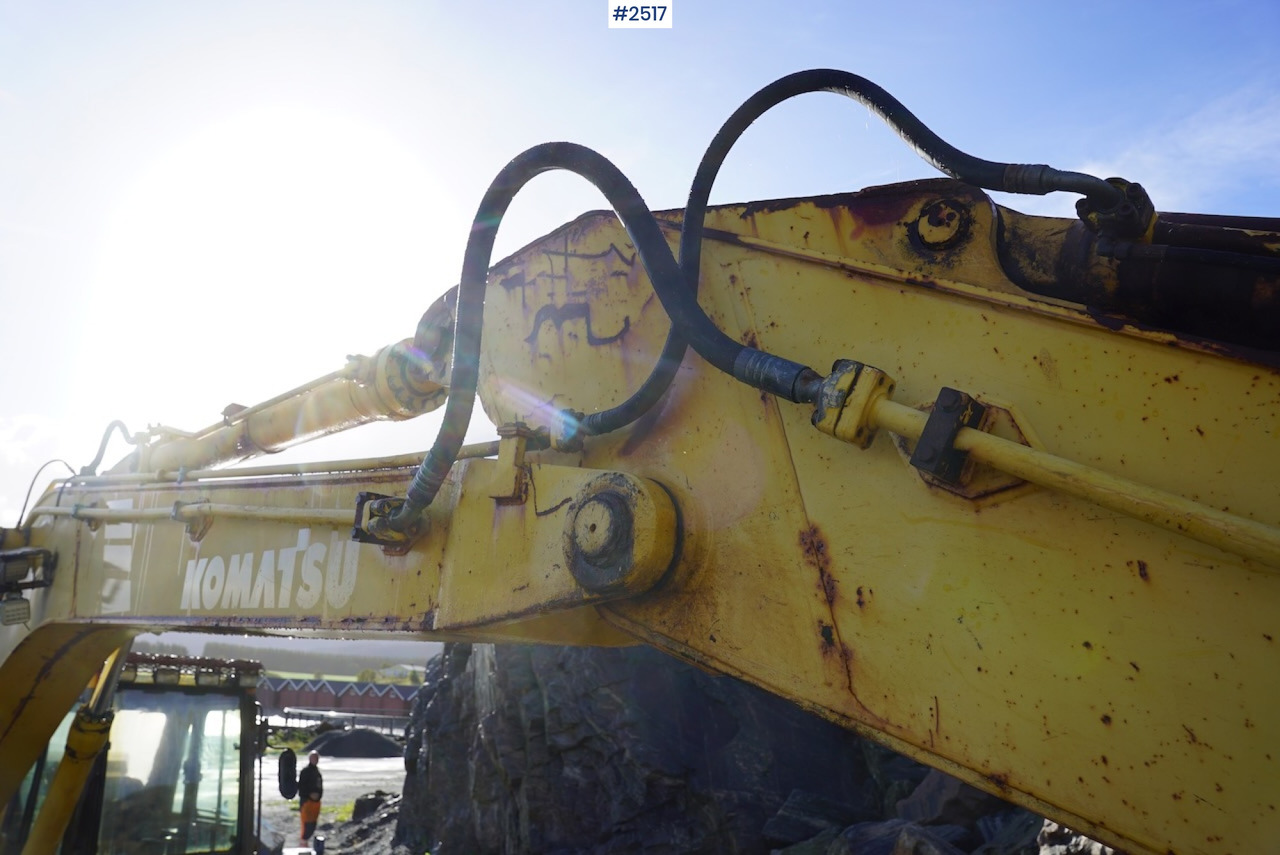 Pelle sur chenille 2002 Komatsu PC210LC-6K w/shear: photos 30