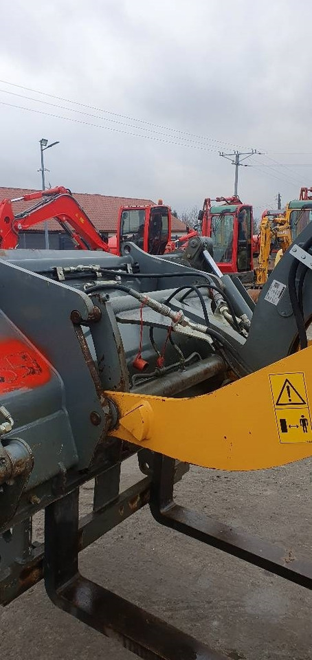 Chargeuse sur pneus Liebherr L504C: photos 7