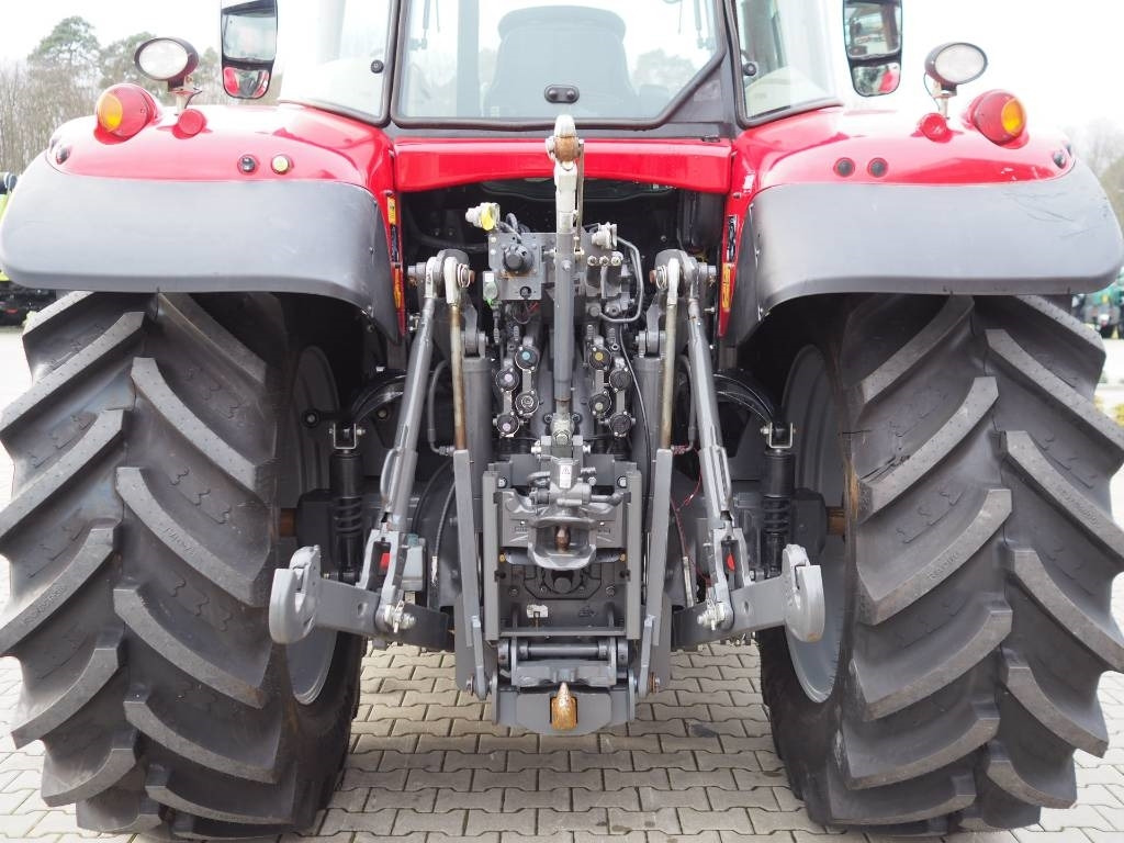 Tracteur agricole Massey Ferguson 6718S Dyna-6: photos 11