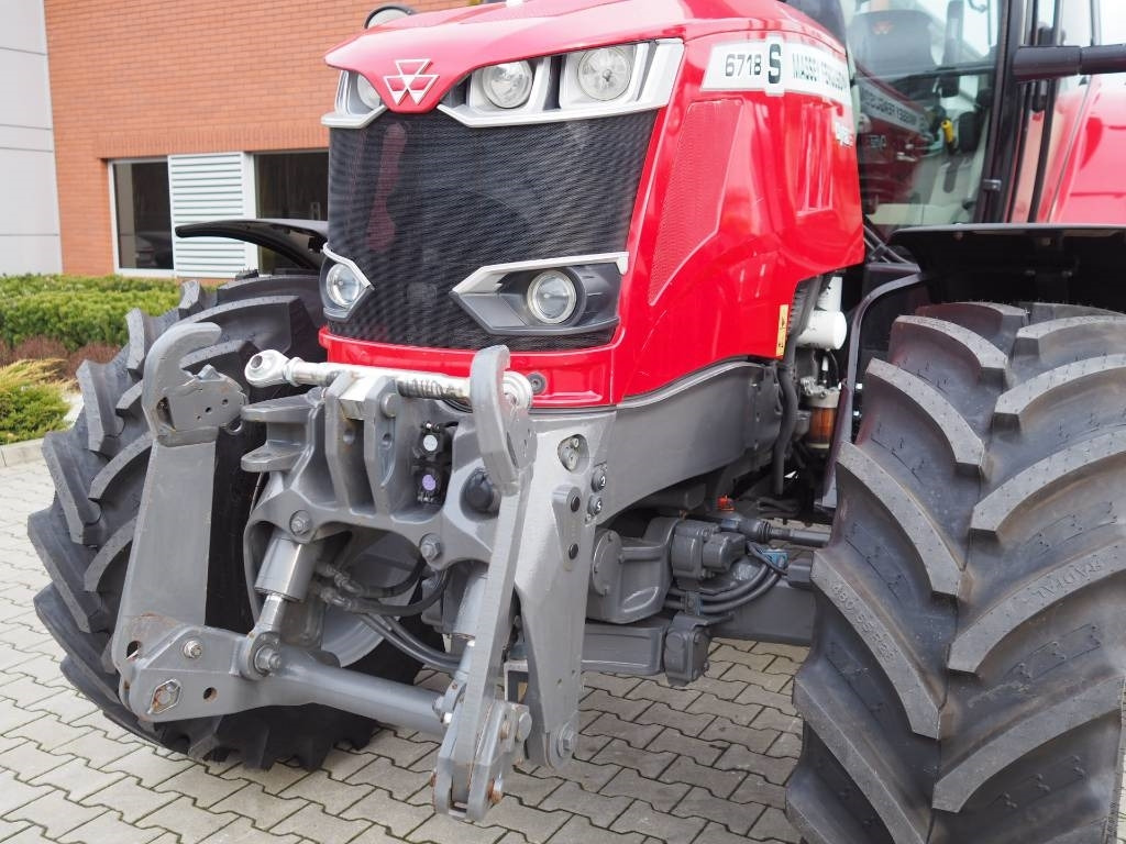 Tracteur agricole Massey Ferguson 6718S Dyna-6: photos 10