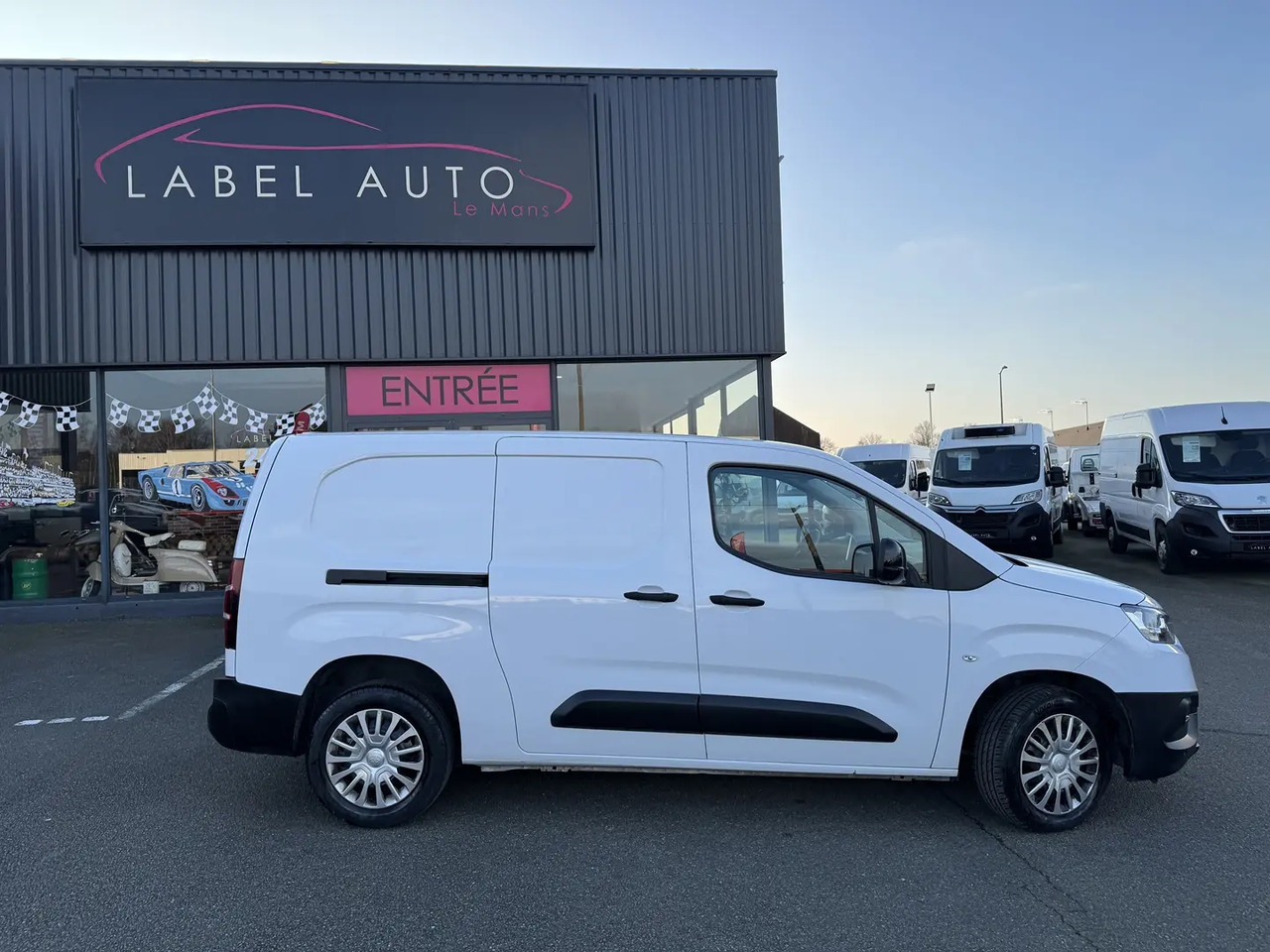 Toyota Proace City LONG 100 D-4D BUSINESS RC22 - crédit-bail Toyota Proace City LONG 100 D-4D BUSINESS RC22: photos 8