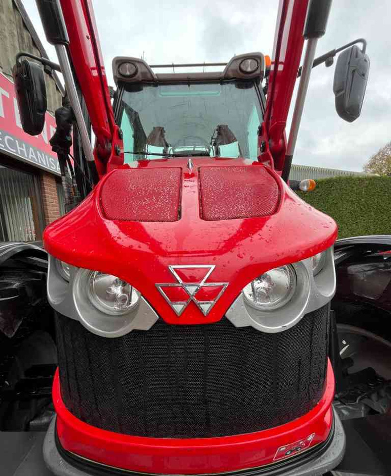 Tracteur agricole Massey Ferguson 5710S Dyna-4 Essential Voorlader Tractoren: photos 7