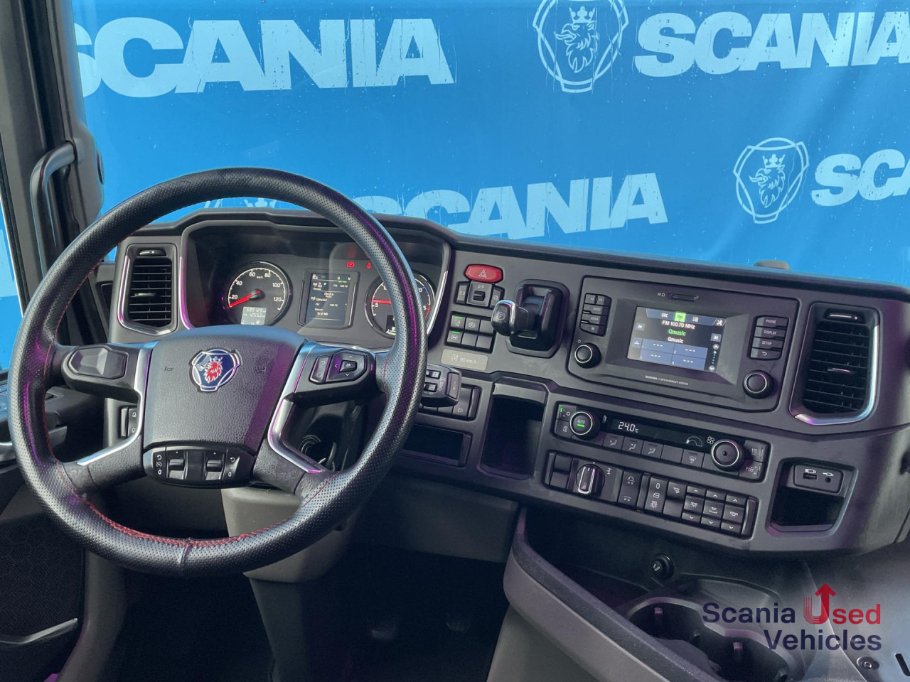 SCANIA R 450 A6x2/4NA RETARDER DIFF-LOCK SMART2 - crédit-bail SCANIA R 450 A6x2/4NA RETARDER DIFF-LOCK SMART2: photos 11