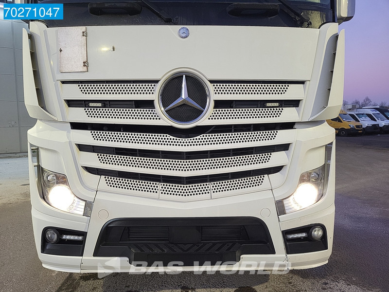 Tracteur routier Mercedes-Benz Actros 1843 4X2 BigSpace 2x Tanks: photos 14