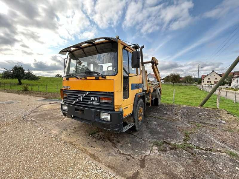 Camion ampliroll Volvo FL6 INTERCOOLER 4X2: photos 8