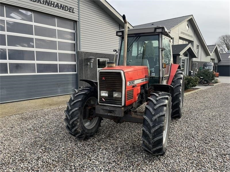 Tracteur agricole Massey Ferguson 3080 6cyl traktor med 4wd til små penge.: photos 8