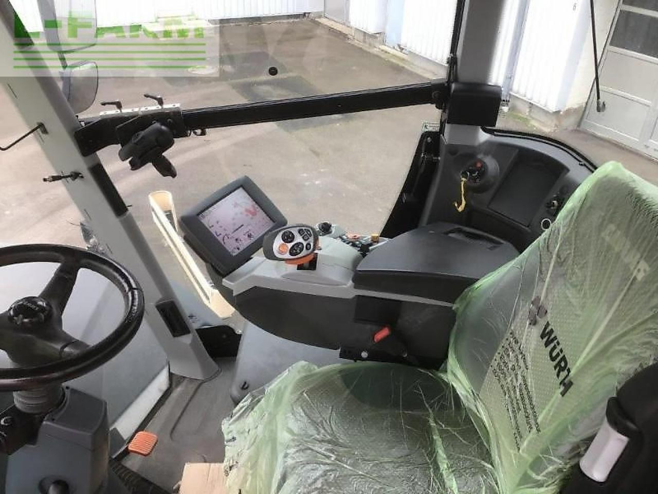 Tracteur agricole CLAAS xerion 5000 trac TRAC: photos 7