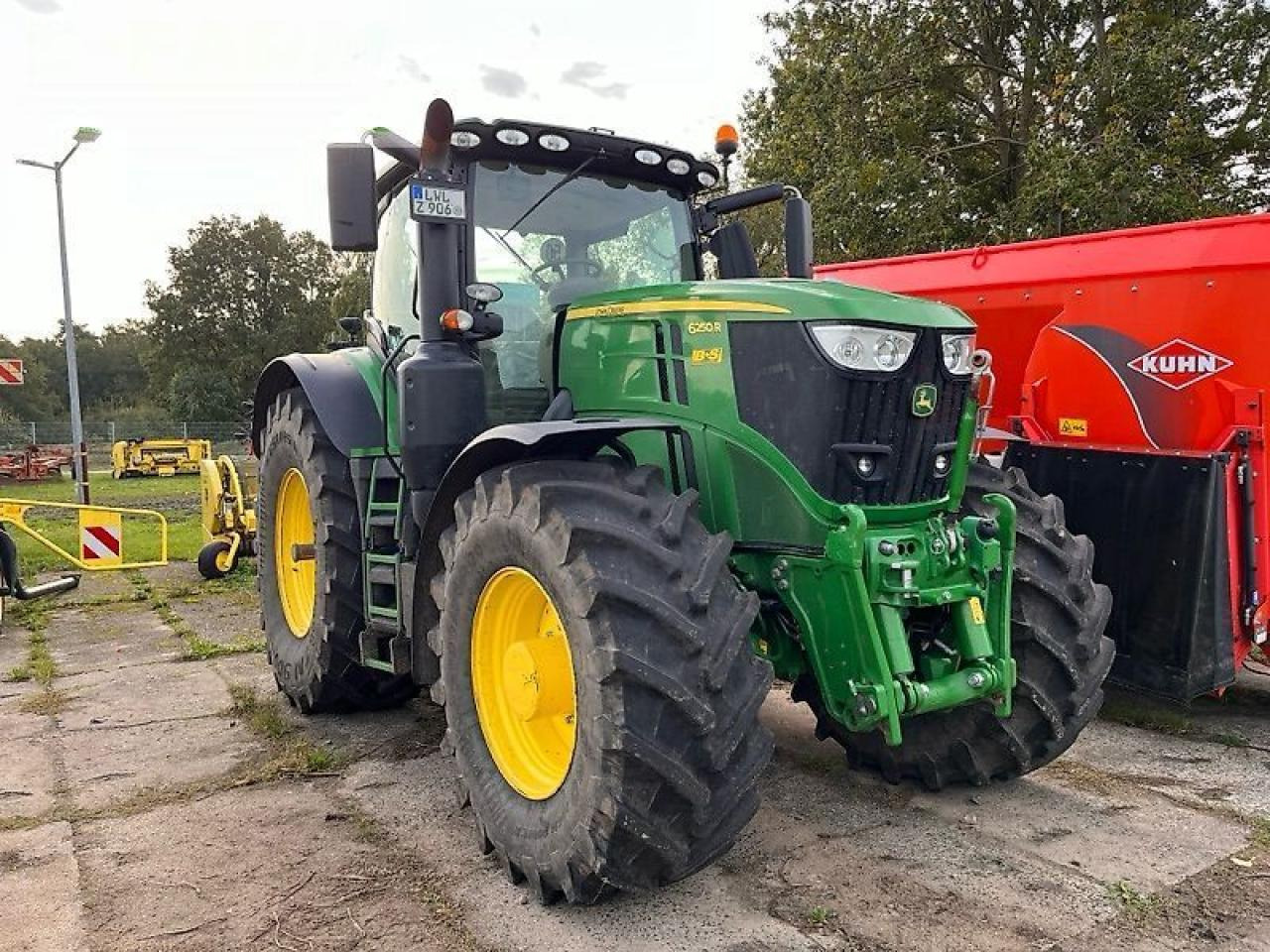 Tracteur agricole John Deere 6250r: photos 8