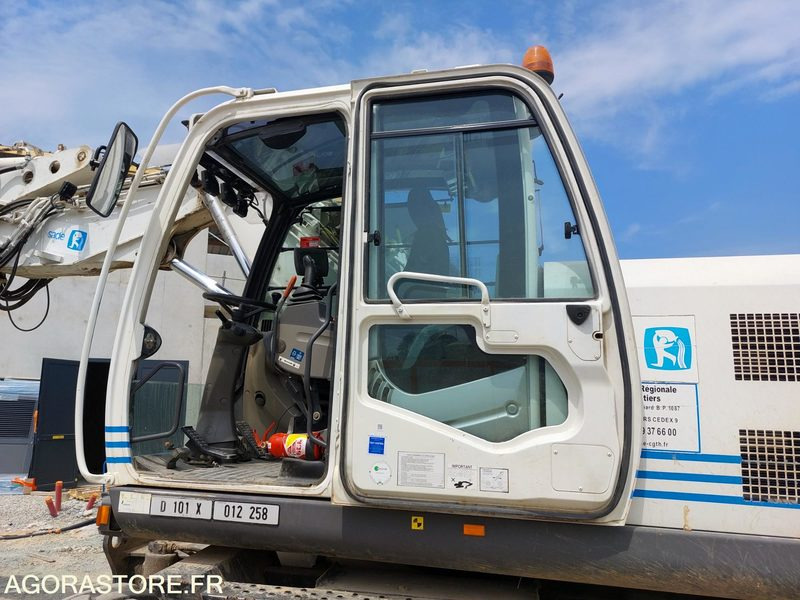 Pelle PELLE SUR PNEUS - HITACHI - ZX140W-3 - 2010 / 13588 HEURES: photos 18