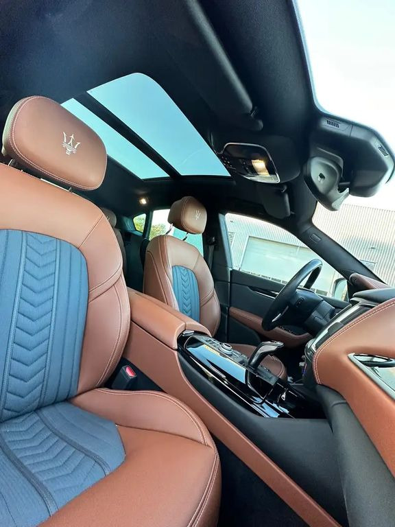 Voiture Maserati Levante Q4 GranLusso: photos 10