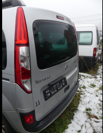 Voiture REF:11 - Voiture (à reconditionner) Renault Kangoo (2015-69.930 km): photos 6