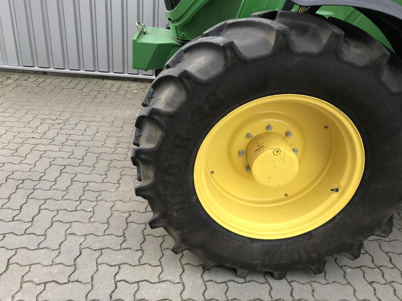 Tracteur agricole John Deere 6130R: photos 10