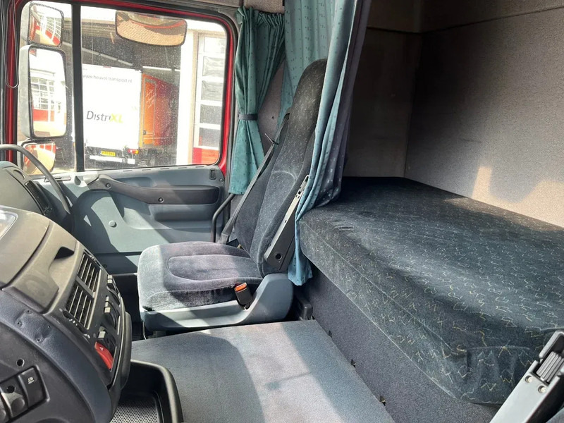 Camion bétaillère DAF XF FAR 95XF.380 EURO 2: photos 15