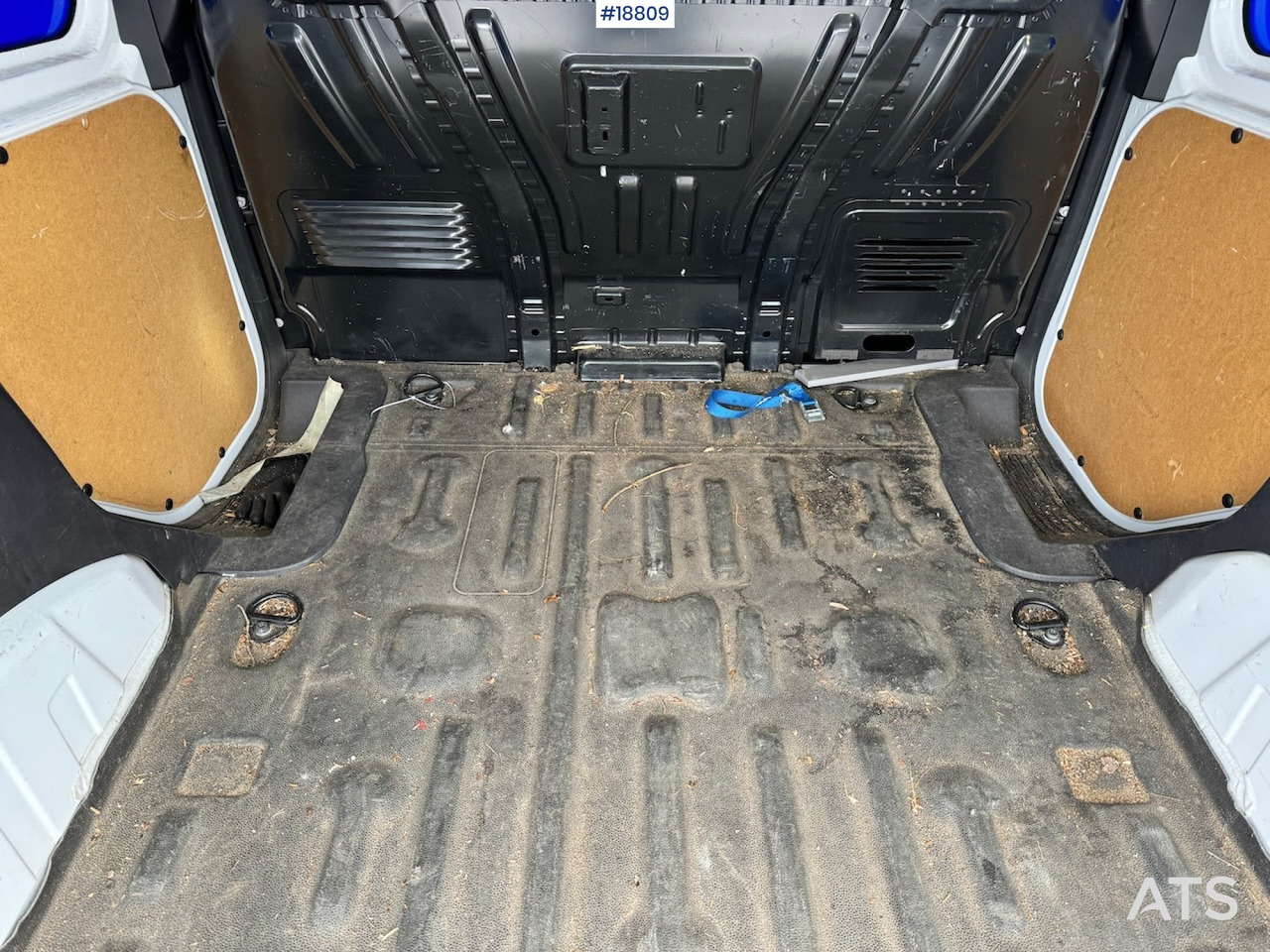 Fourgonnette Ford Transit: photos 18