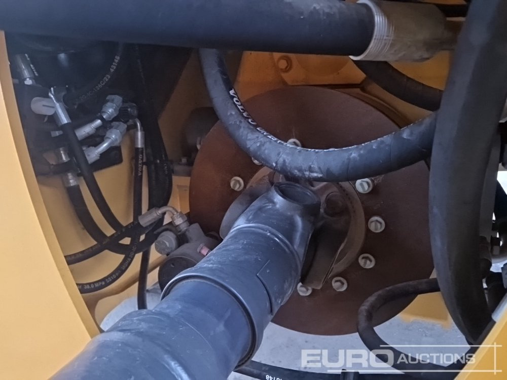 Chargeuse sur pneus Unused Volvo L180H: photos 21