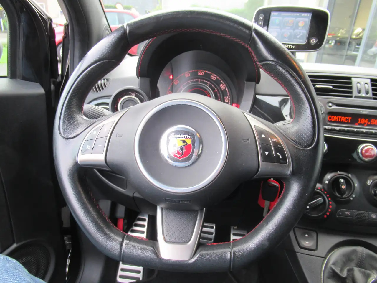 Voiture Abarth 500 135CV: photos 10