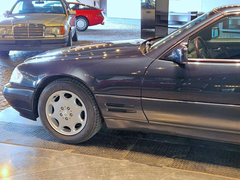 Voiture Mercedes-Benz SL-Klasse 320: photos 6