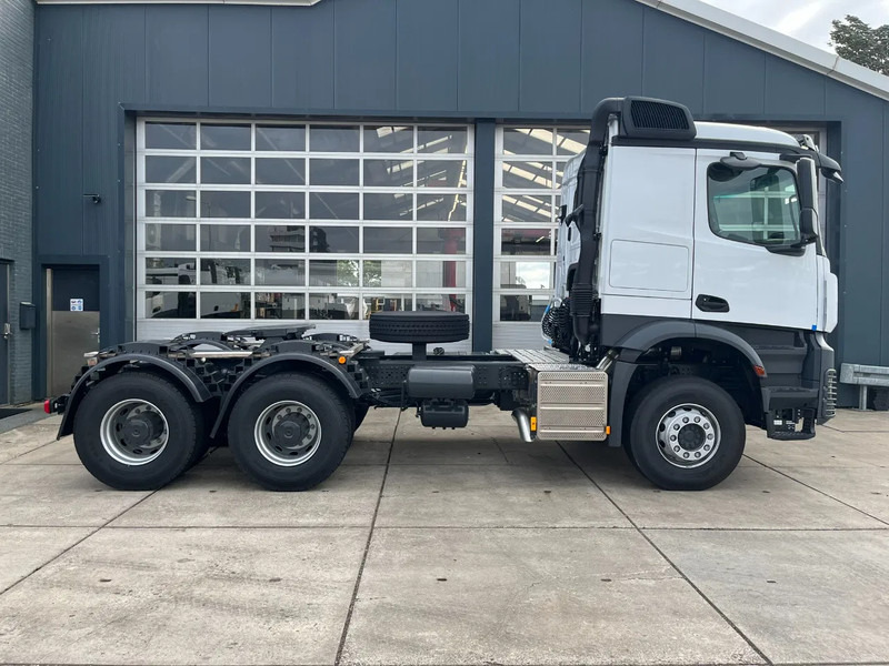 Tracteur routier neuf Mercedes-Benz Actros 3340 S 6x4 Tractor Head: photos 7